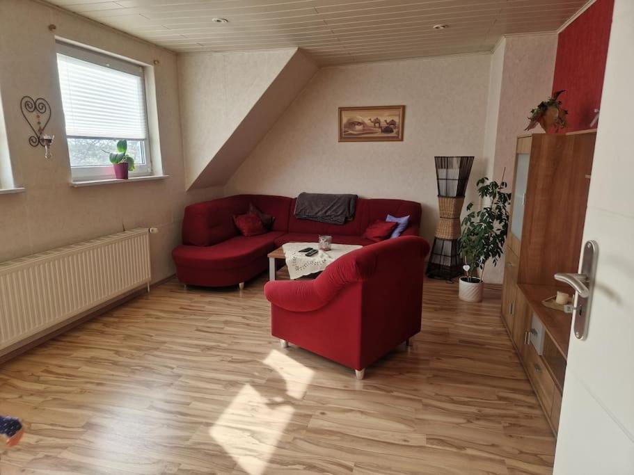 Apensen Gemuetliche 3-Zimmer-Wohnung, Zentral Gelegen מראה חיצוני תמונה